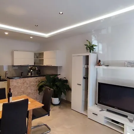 Apartment Lozina With Terrace Podstrana Exteriör bild